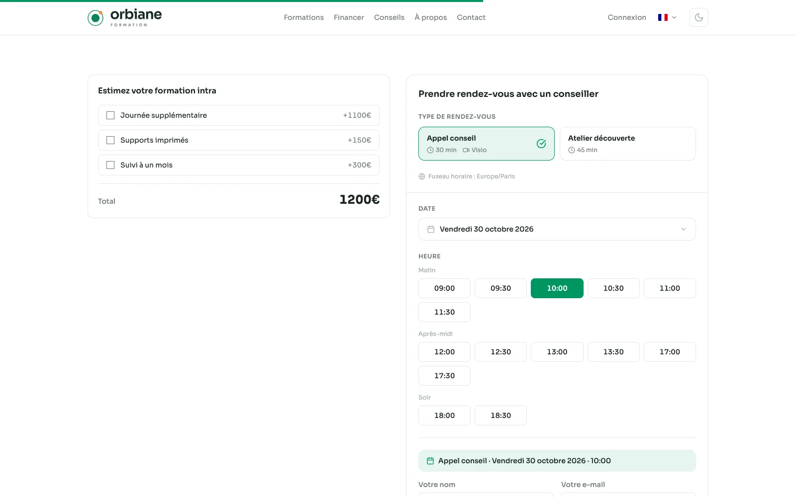 Die Terminbuchung auf einer Seite: ein Tag, ein Zeitfenster, dann Name und E-Mail des Besuchers, neben einem Angebotsrechner.