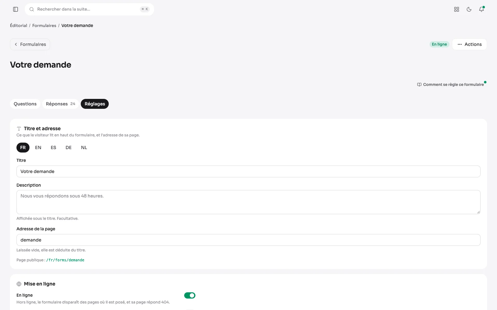 L'onglet Réglages d'un formulaire : titre et adresse par langue, puis la mise en ligne.
