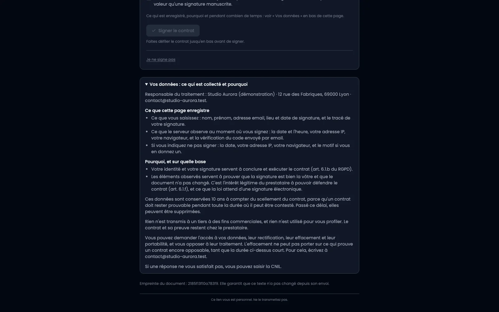 Le détail « Vos données » ouvert sur la page de signature, et l'empreinte du document.