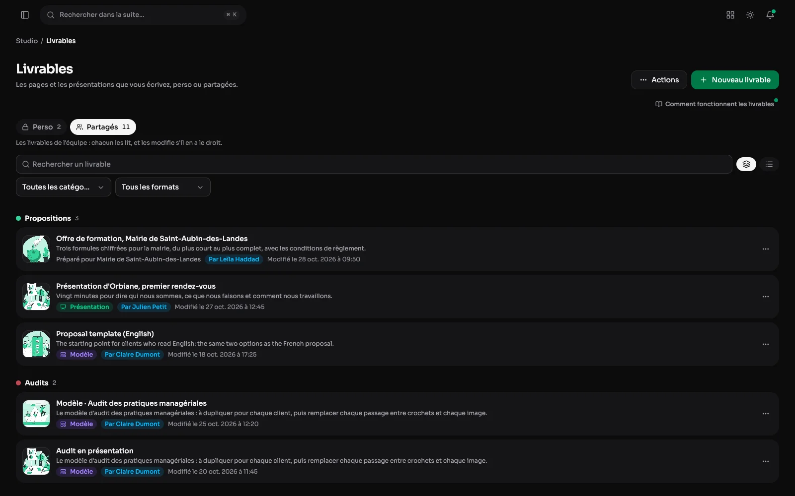 Der Tab „Geteilt“: die Lieferobjekte des Teams, jedes mit dem Namen seines Autors: eine Musterpräsentation, Vorlagen für Audit und Diagnose, ein Schulungsplan.