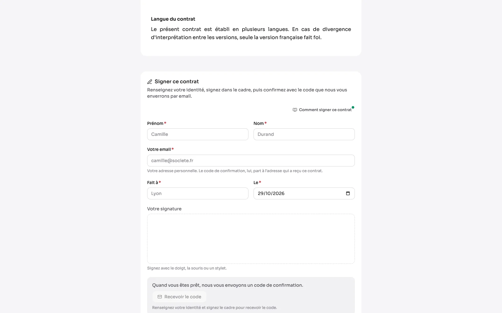 Der geöffnete Abschnitt „Ihre Daten“ auf der Unterschriftsseite und der Fingerabdruck des Dokuments.